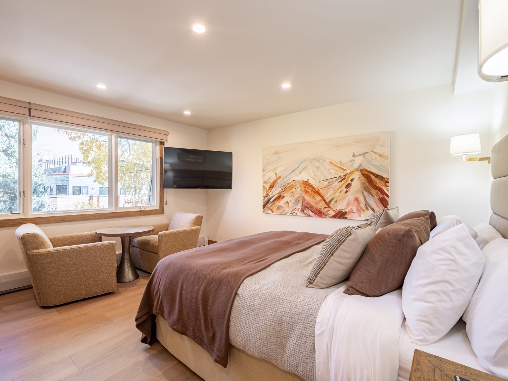 Le Petite Alps - Image 6