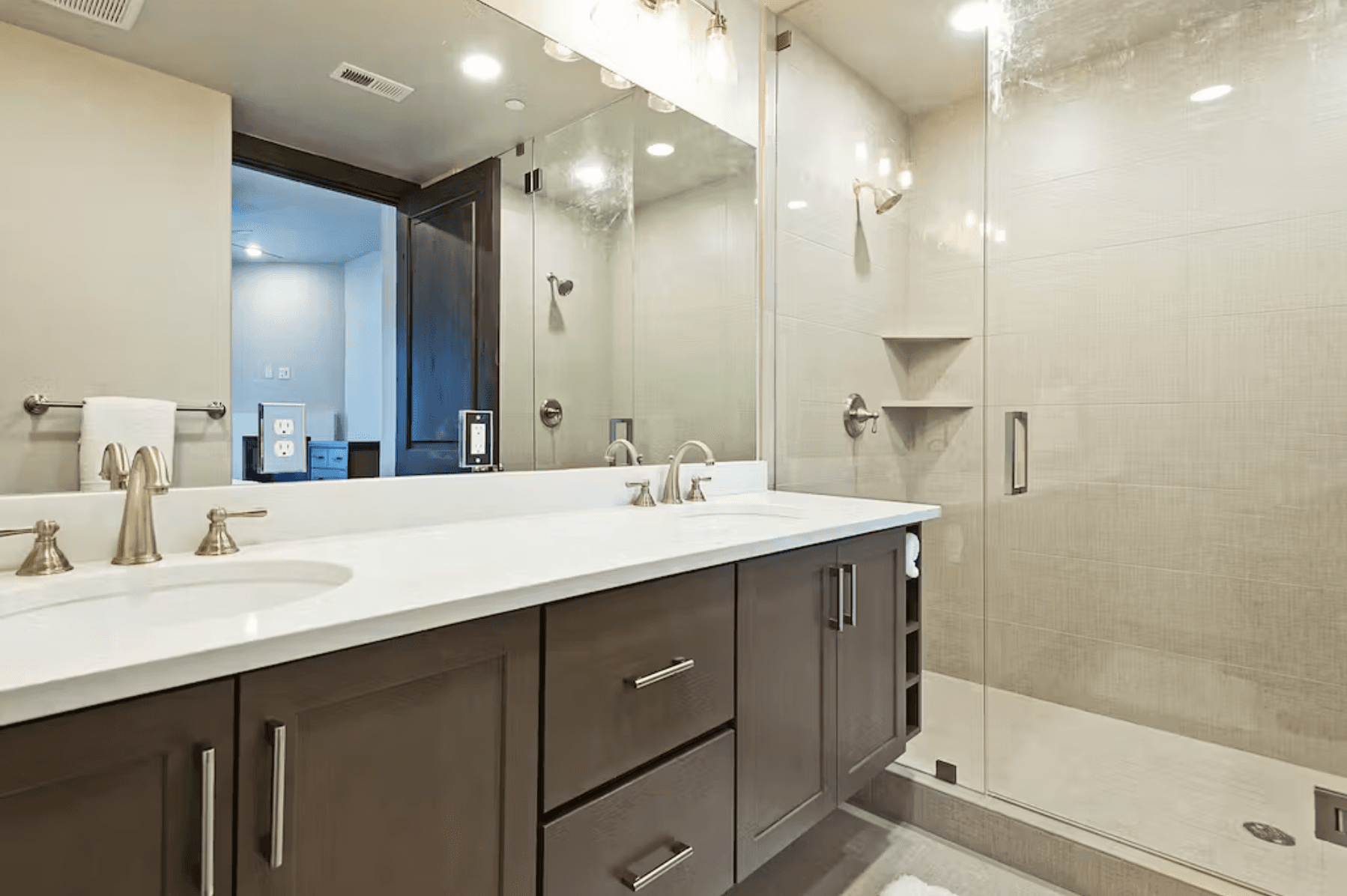 Blackstone 1F Home - Image 14