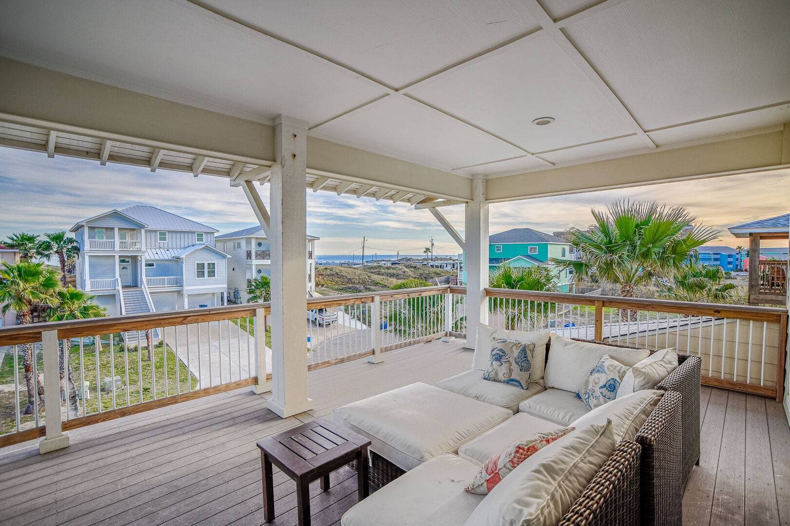 Gone Coastal House - Image 46