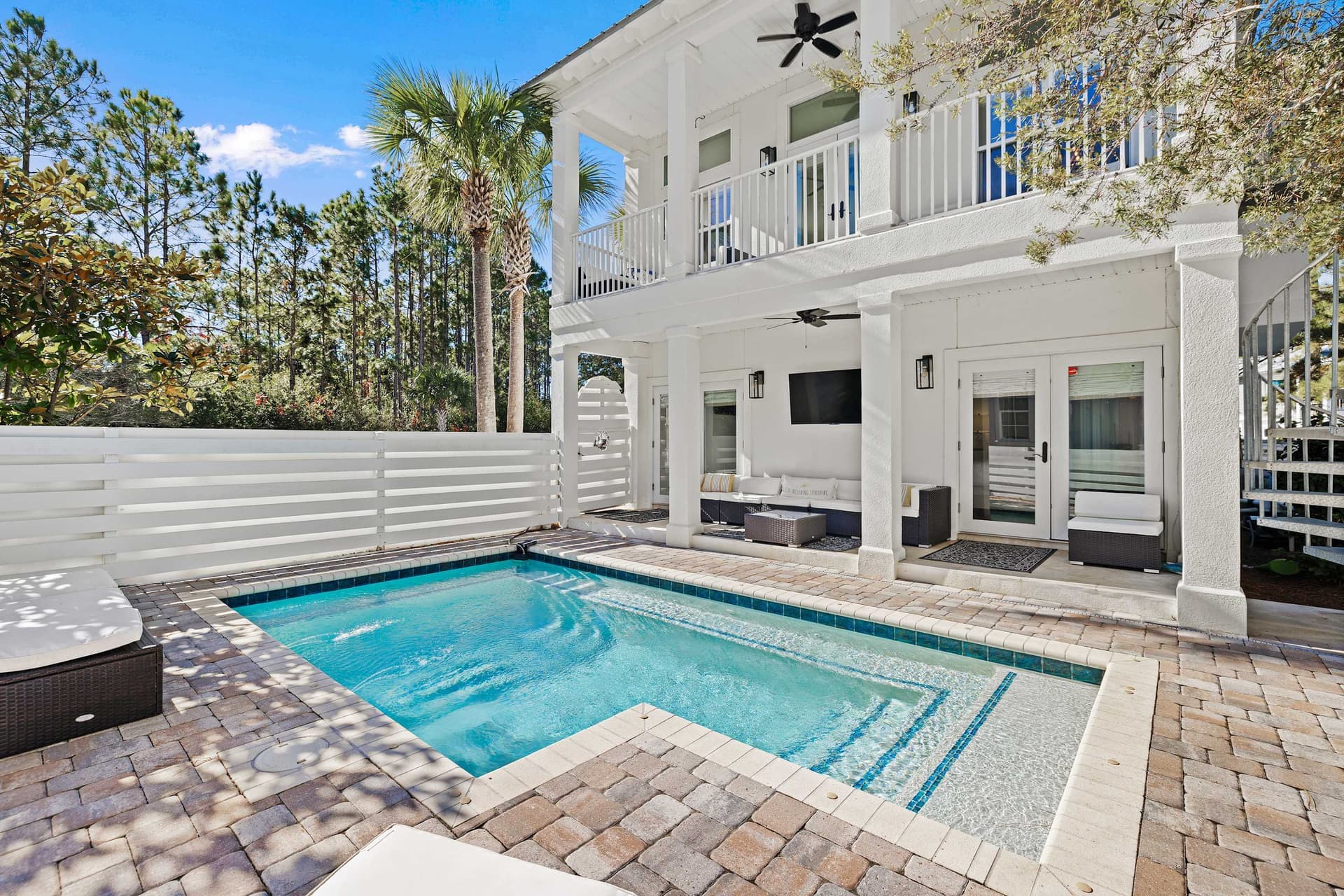 Gulf Coast Retreat - Image 5