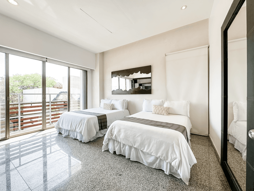 Infinito Condo #21 - Image 4