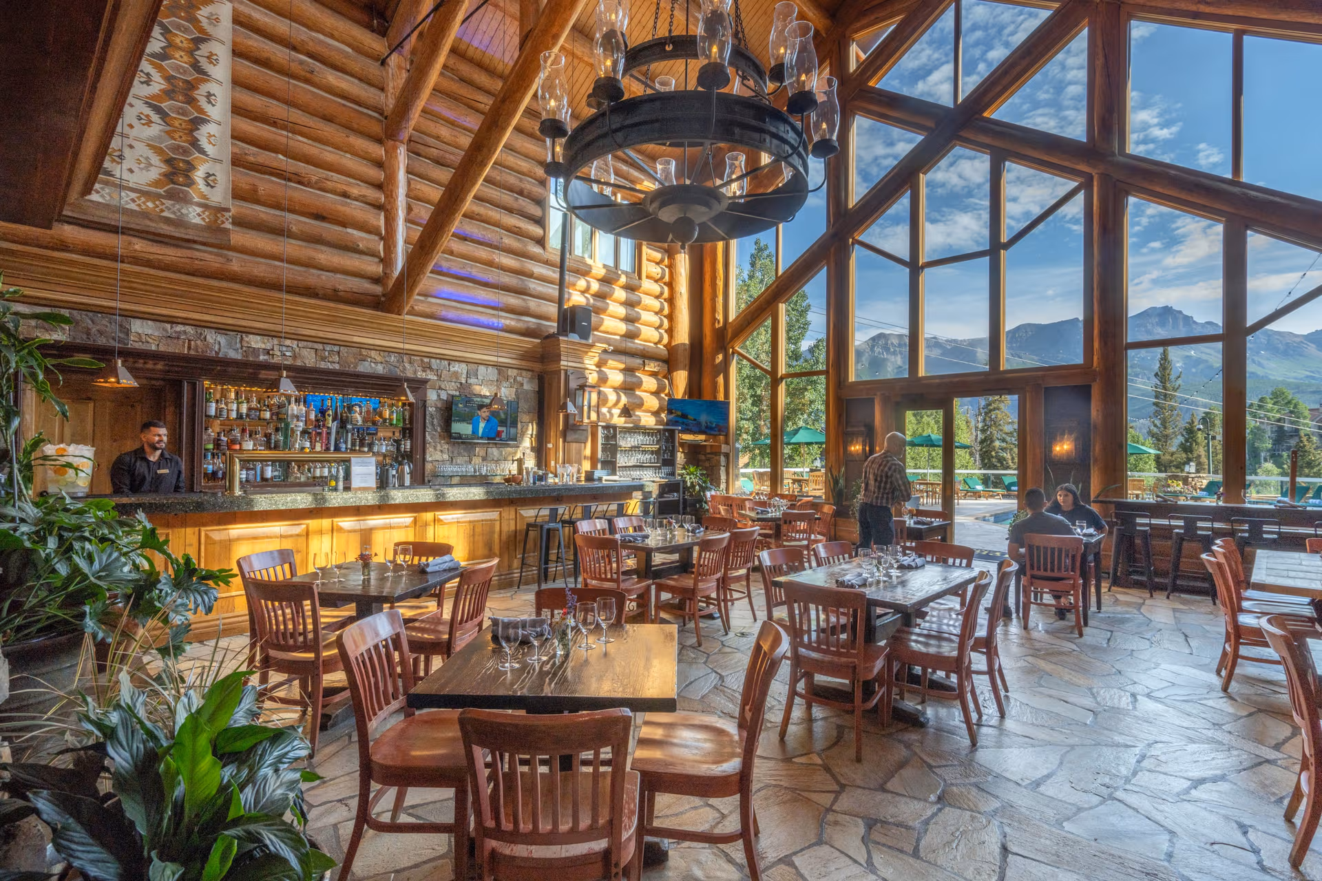 Alpine Vista Lodge - Image 17