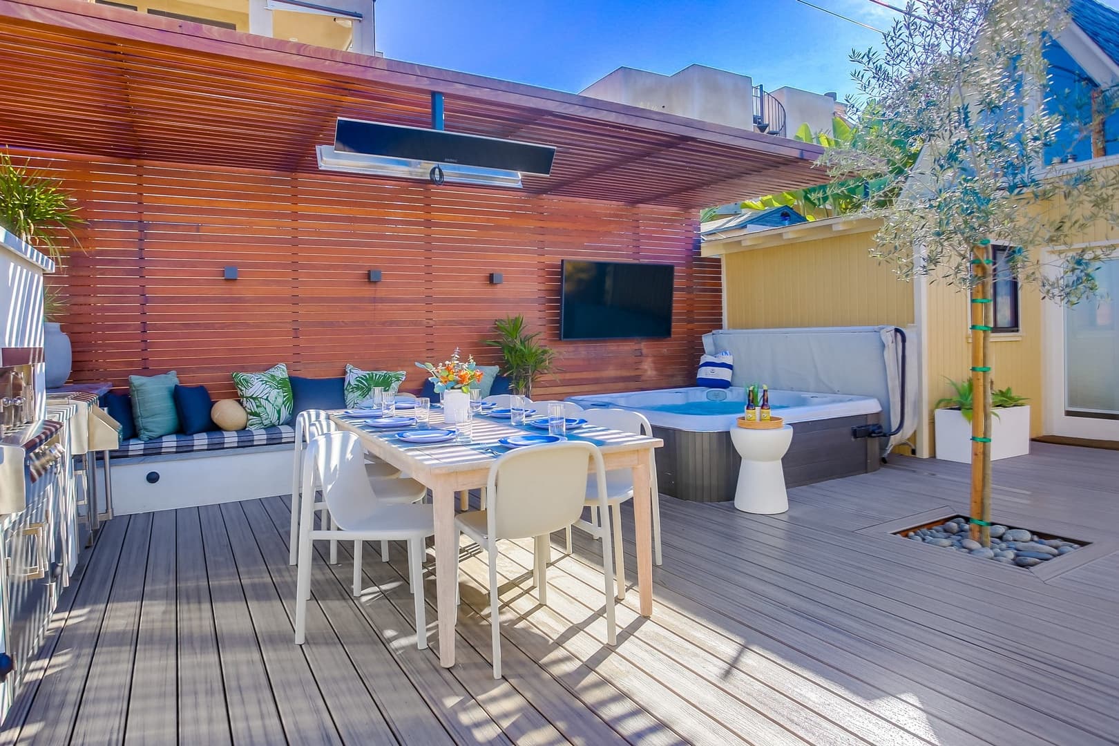 Summer Sea Home - Image 24