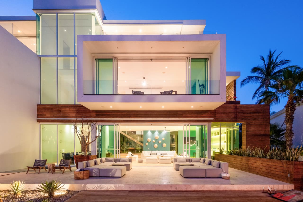 Private Beachfront in Palmilla - Image 9