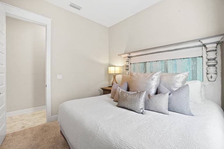 York Escape - Image 25