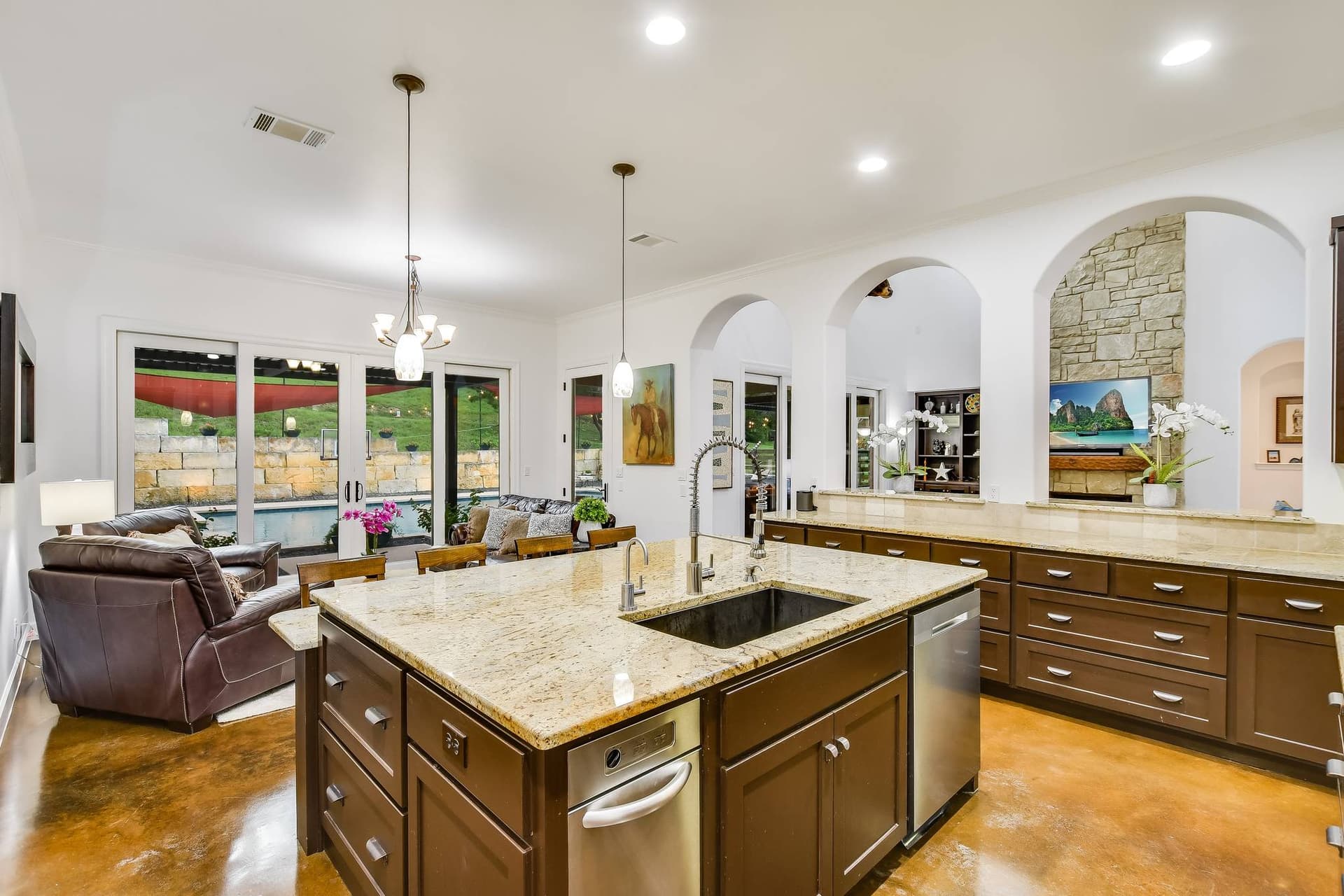 Hillside Oasis - Image 37