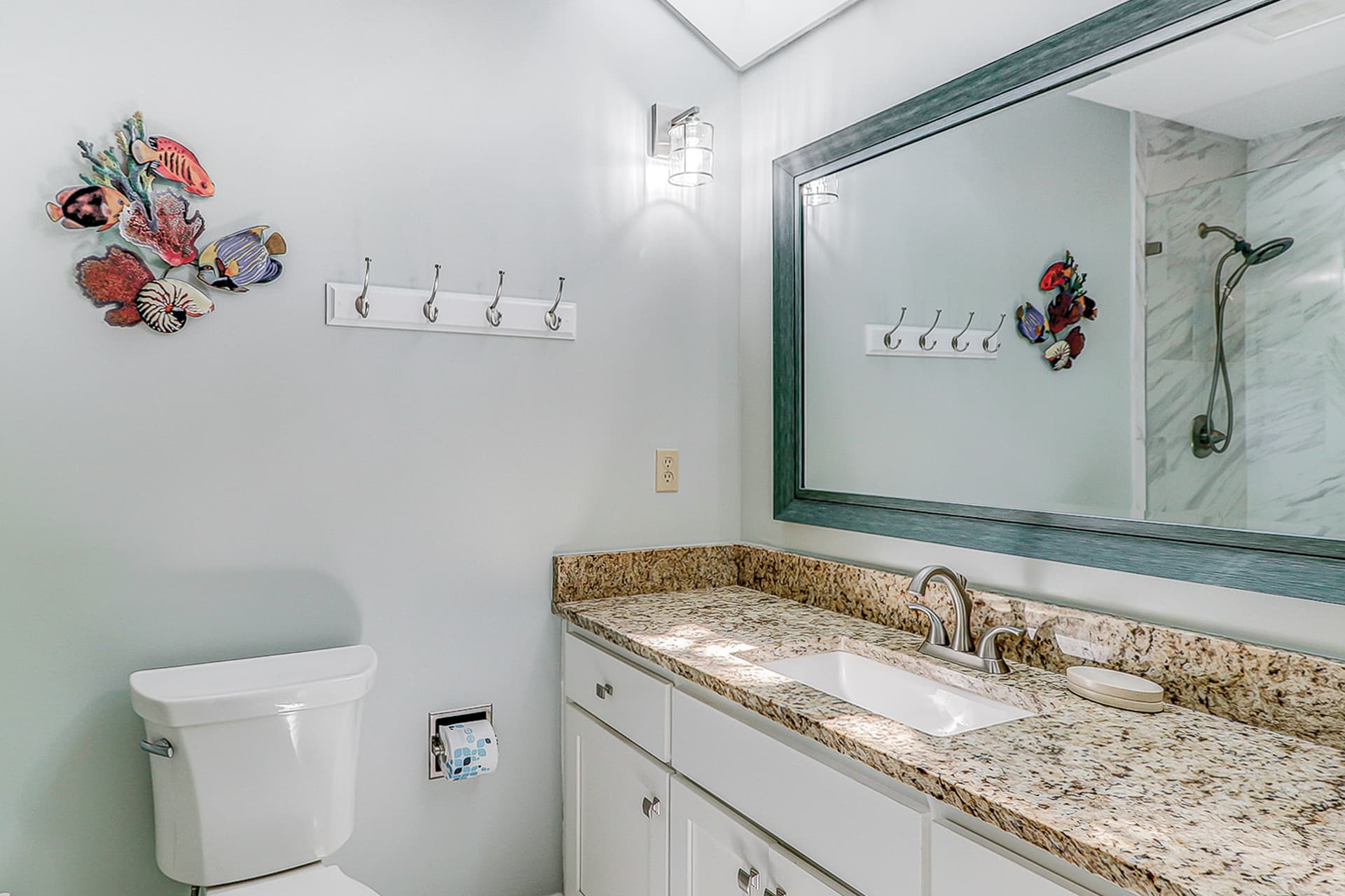 Sea Lane Home - Image 14