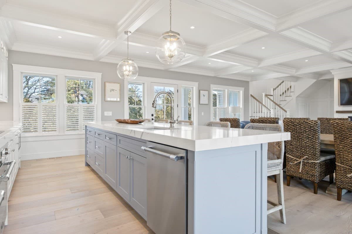 Strong Island Manse - Image 14