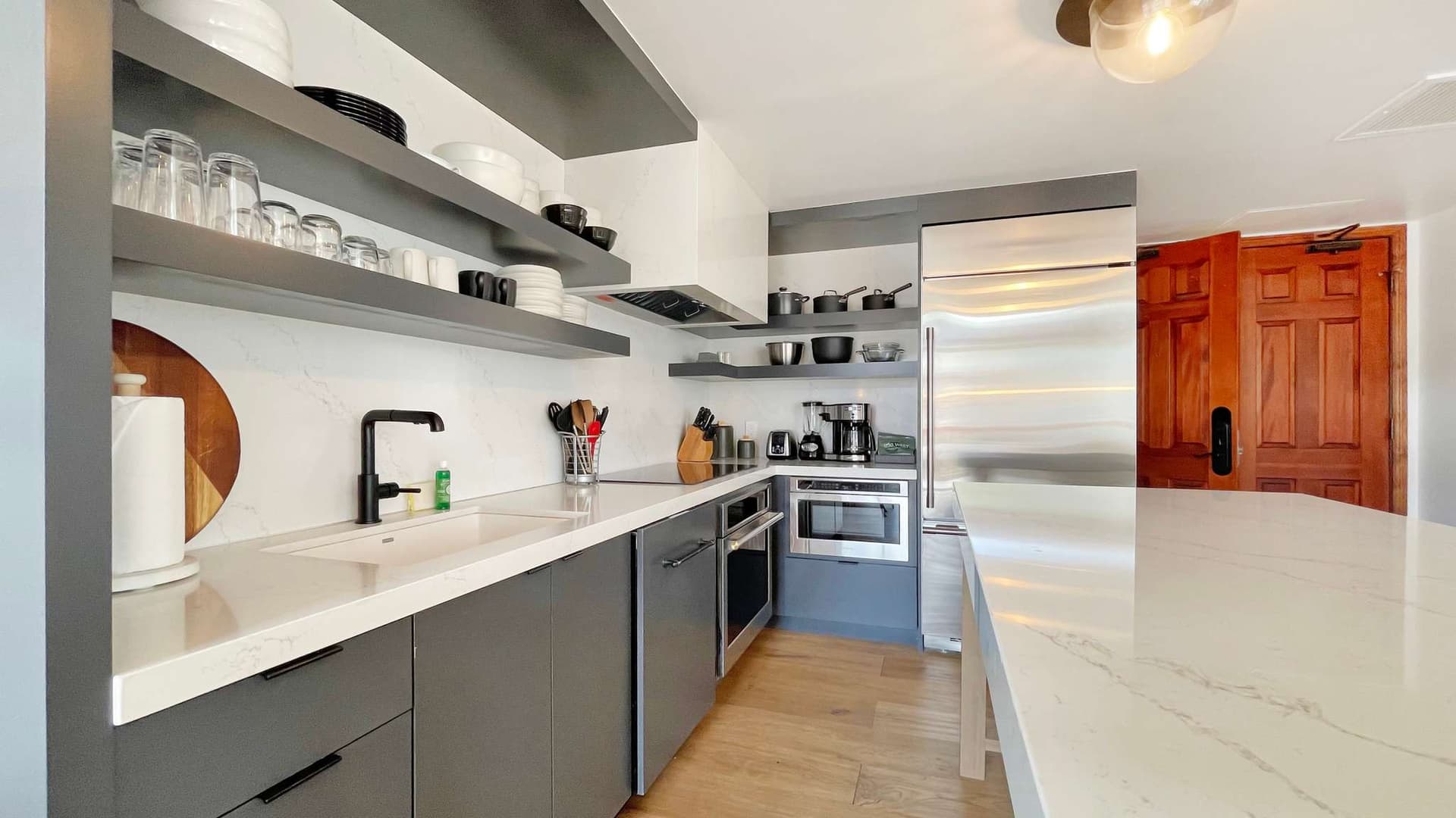 Sneaux Shack - Image 12