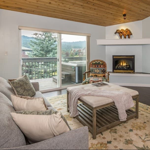 Aurora Lights - Image 1