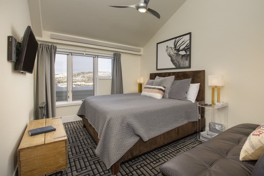 Crestview Place Residence 507 - Image 9