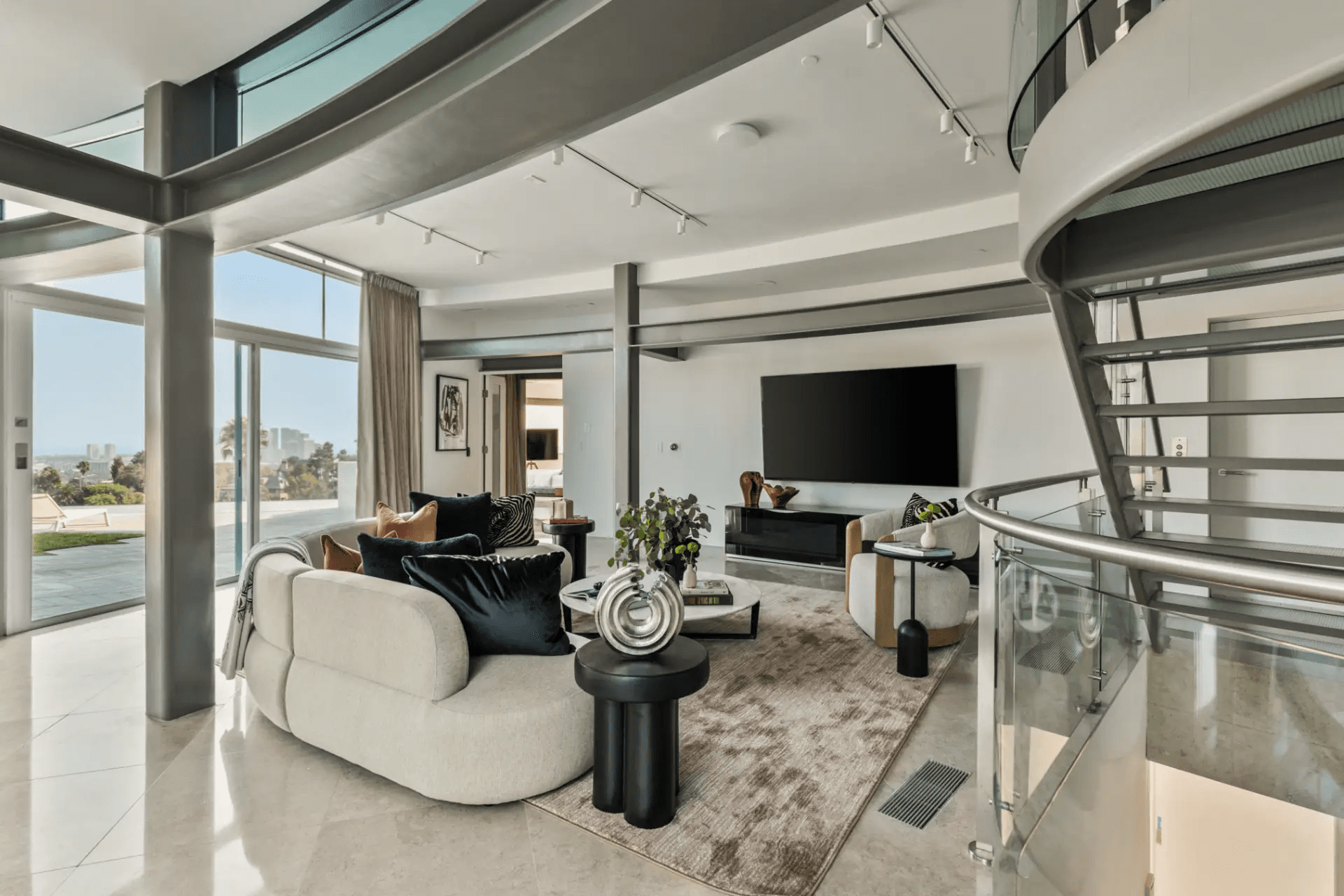 Jetson Estate - Image 4