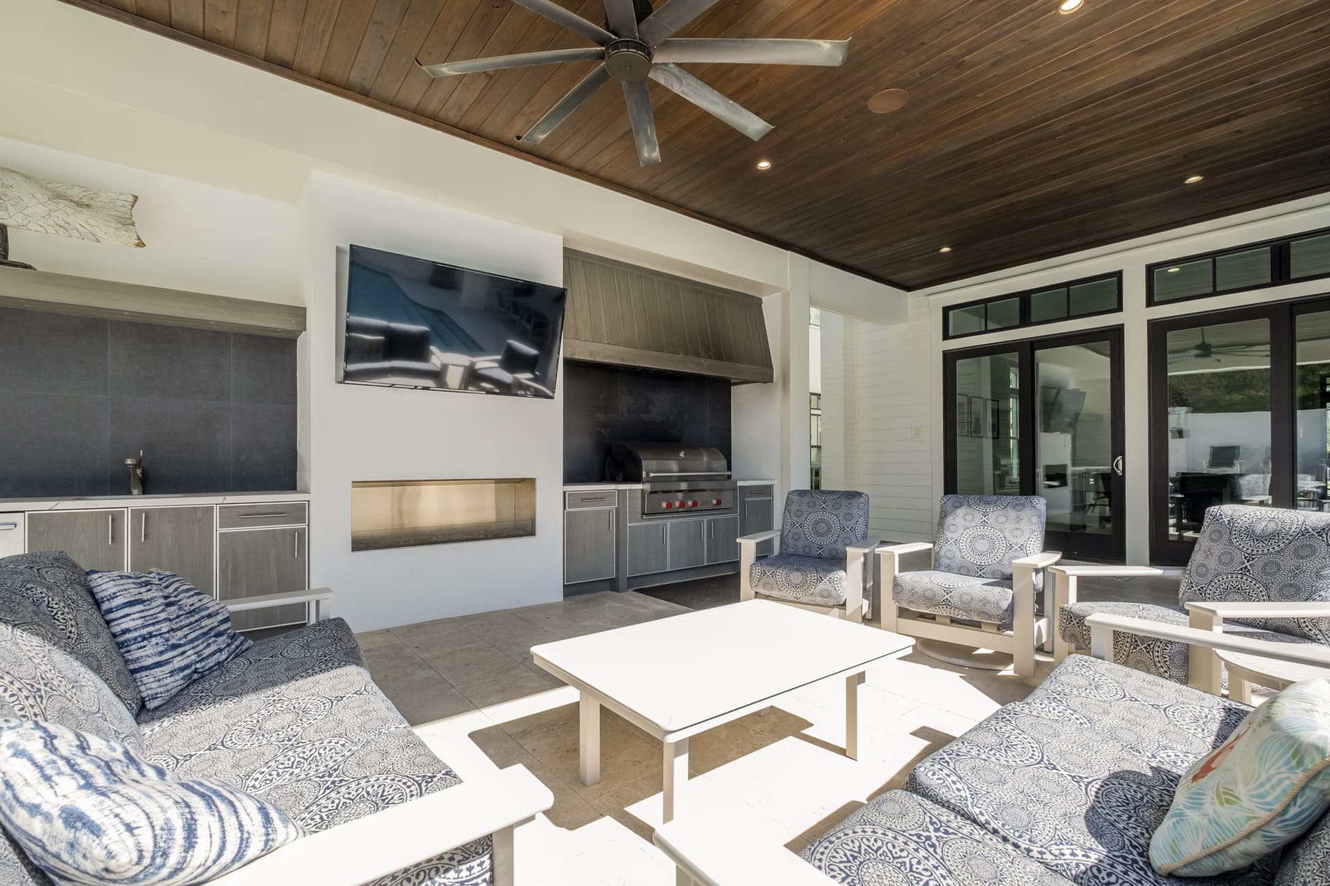 Casa Blanco - Image 69