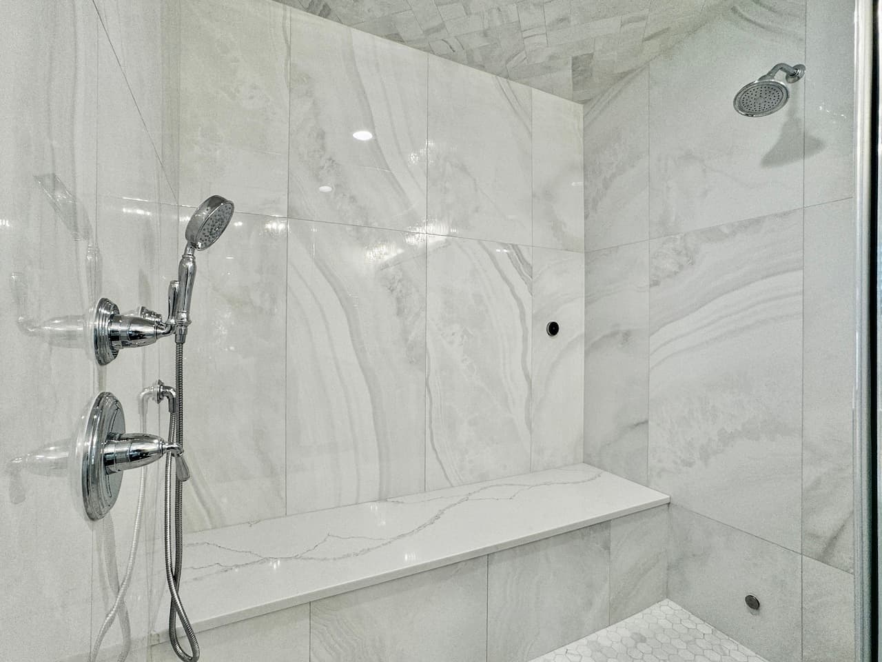 Cameron by the Sea - Image 33