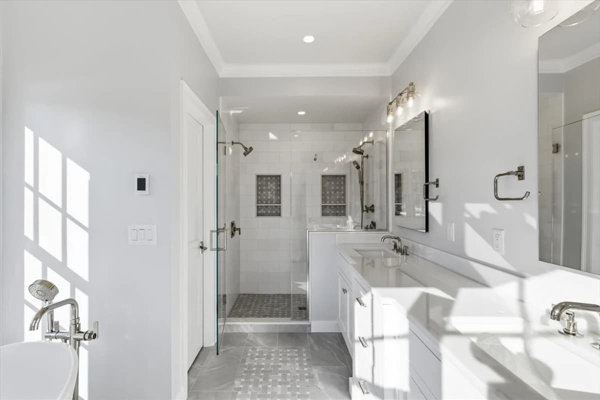 Olivia's Oasis - Image 14