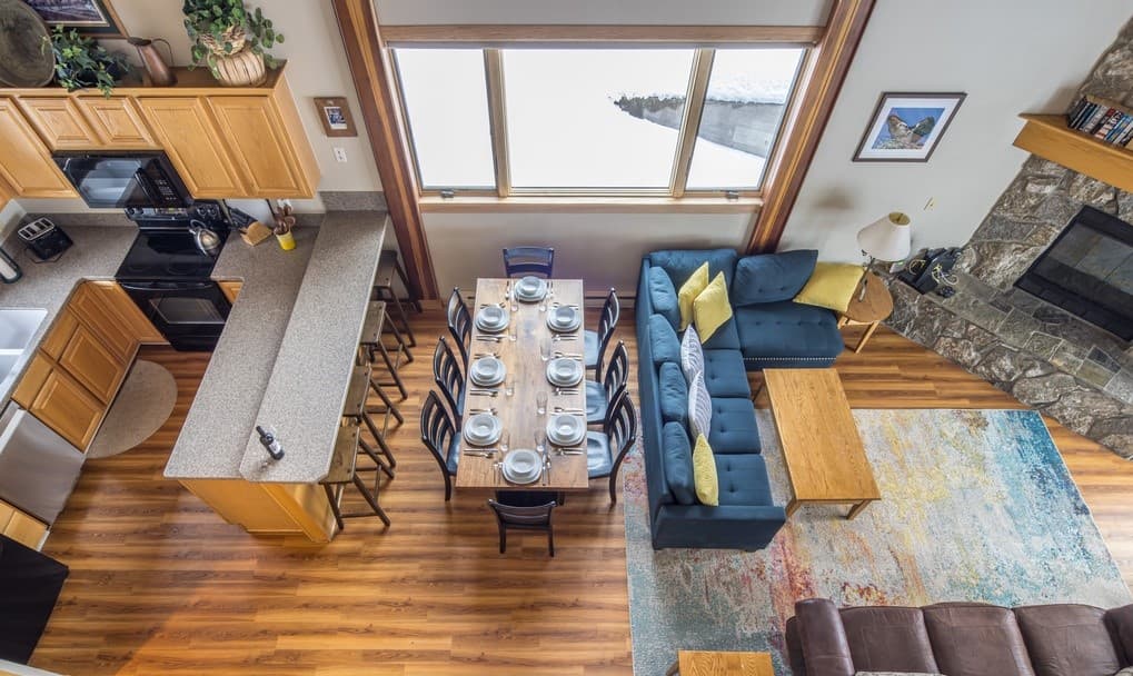 Running Bear Home - Image 4