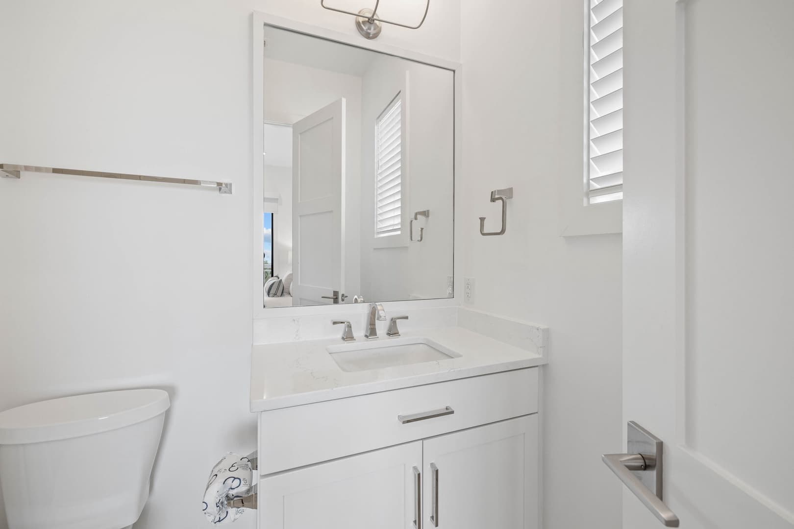 Eyes on Sunrise - Image 43