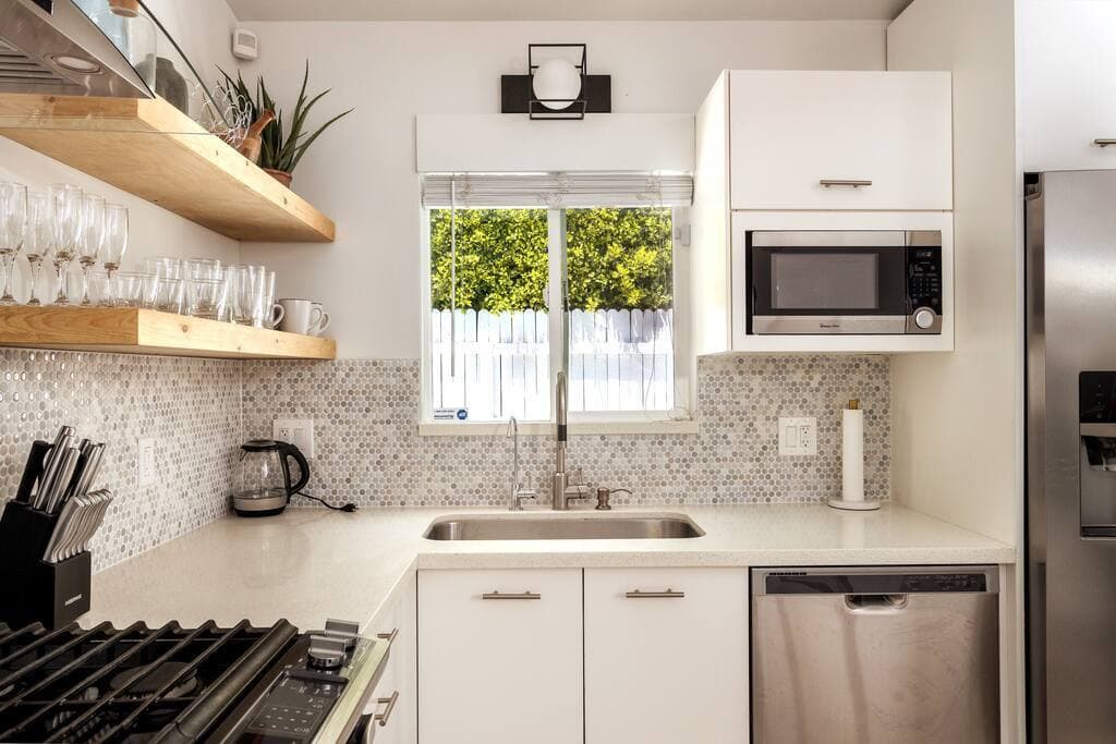 Golden Gem House - Image 10