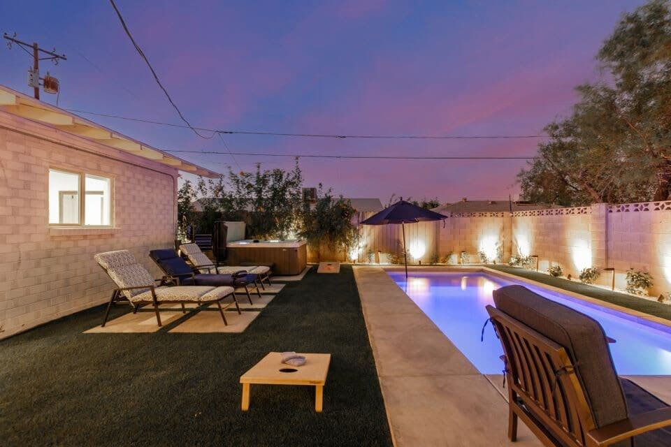 Crown Azul Retreat - Image 40