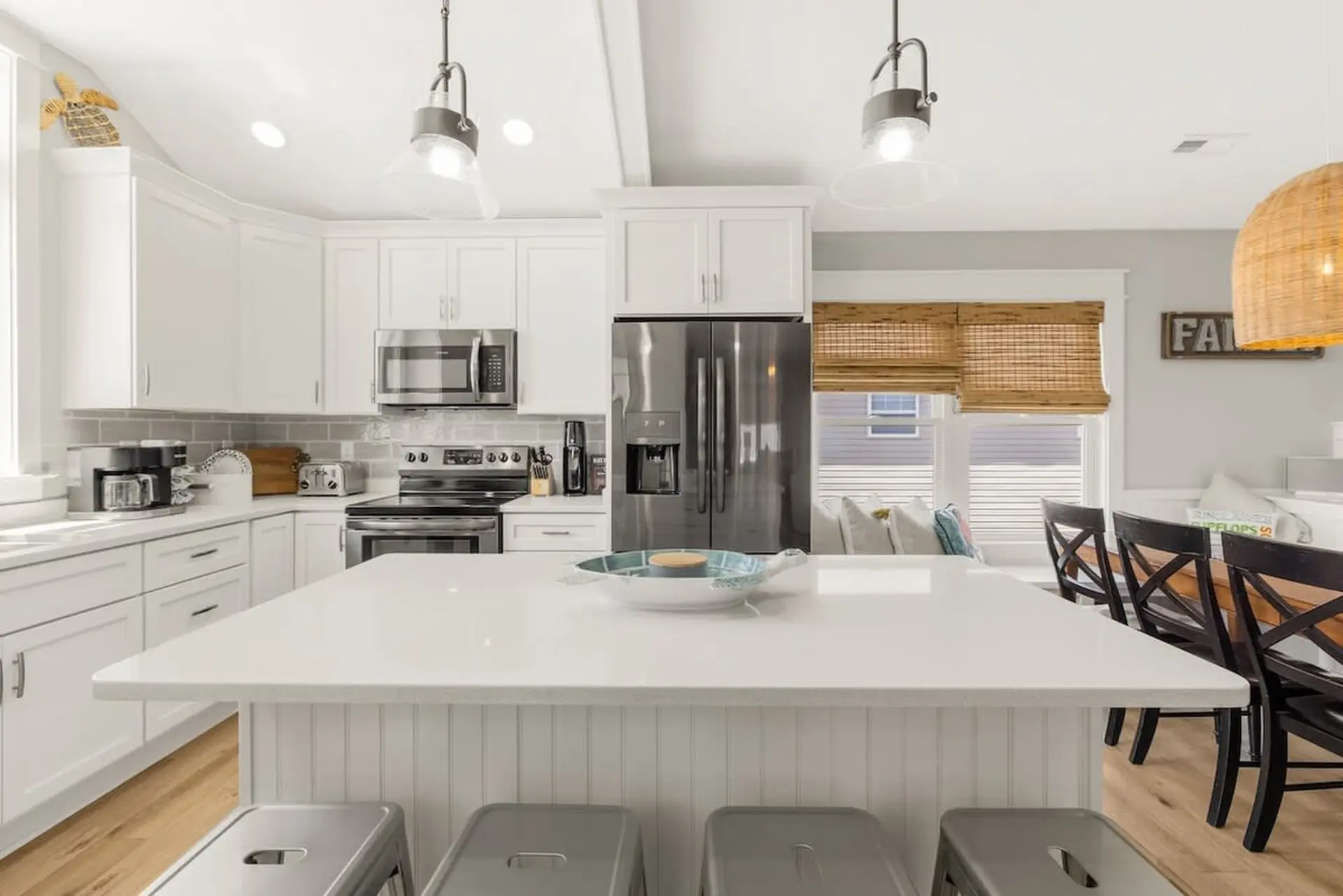 Chipwrecked - Image 22