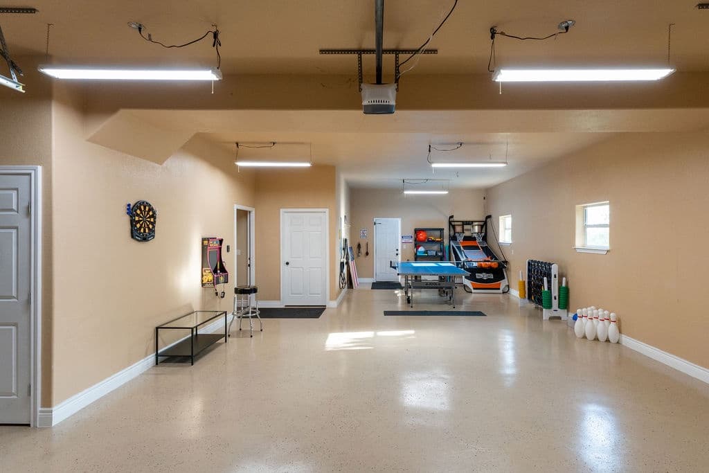 Taking in the View House - Image 33