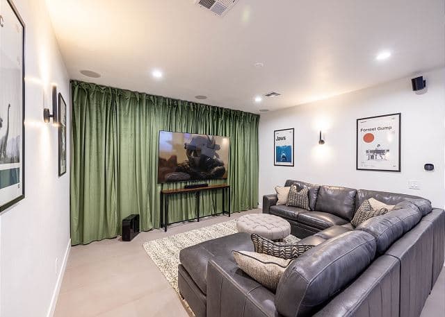 Estate on the River - Image 52