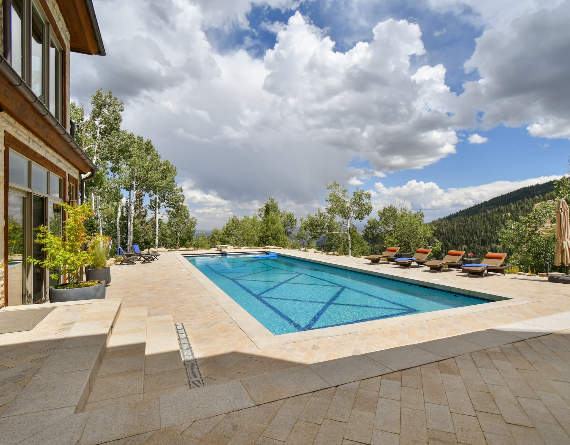 Sky Villa - Image 24