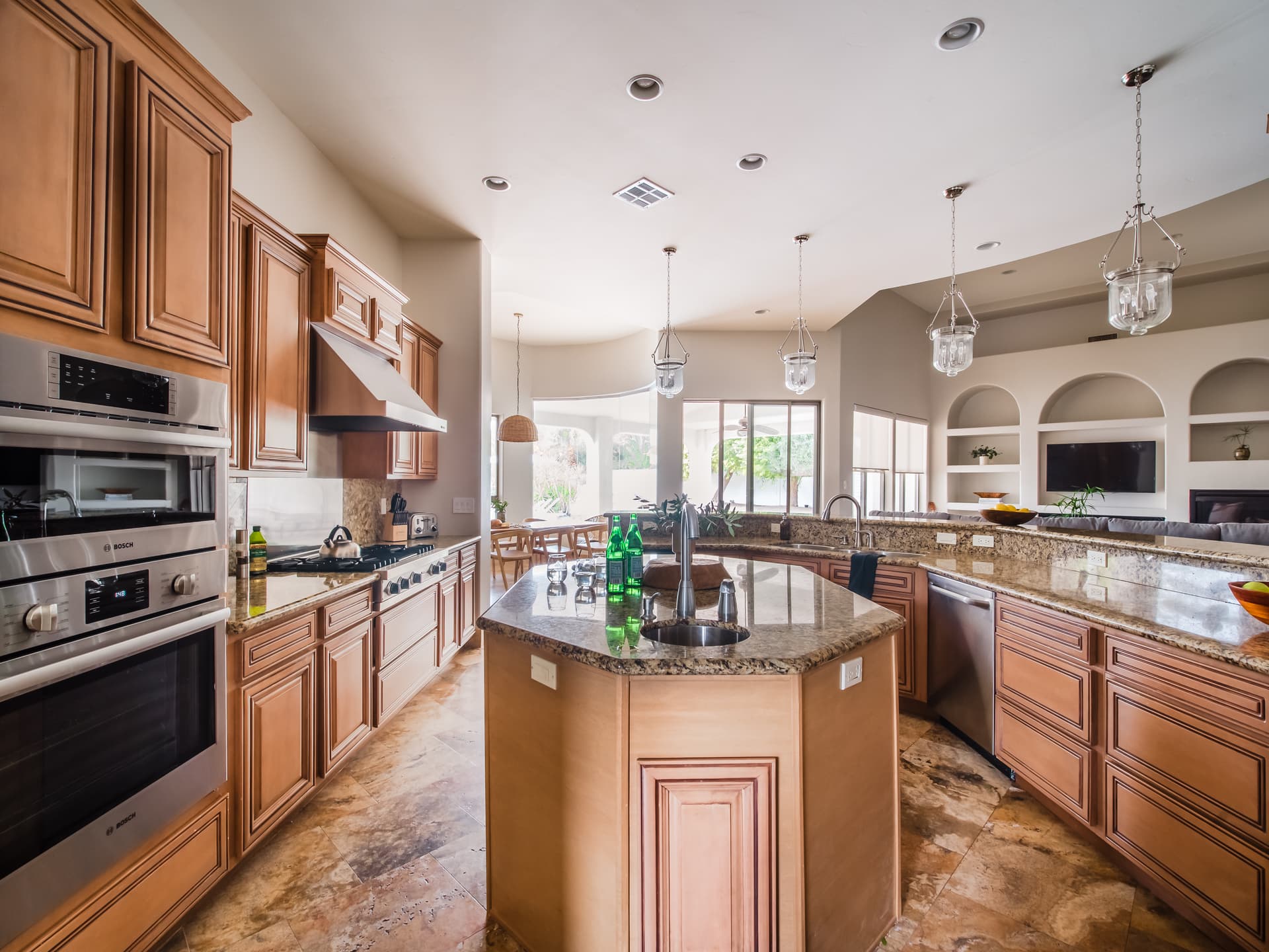 Farrier Manor - Image 20