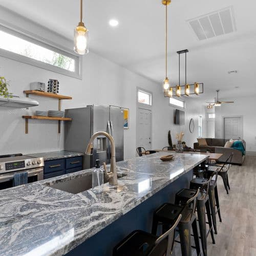 House of Vibes - Image 4