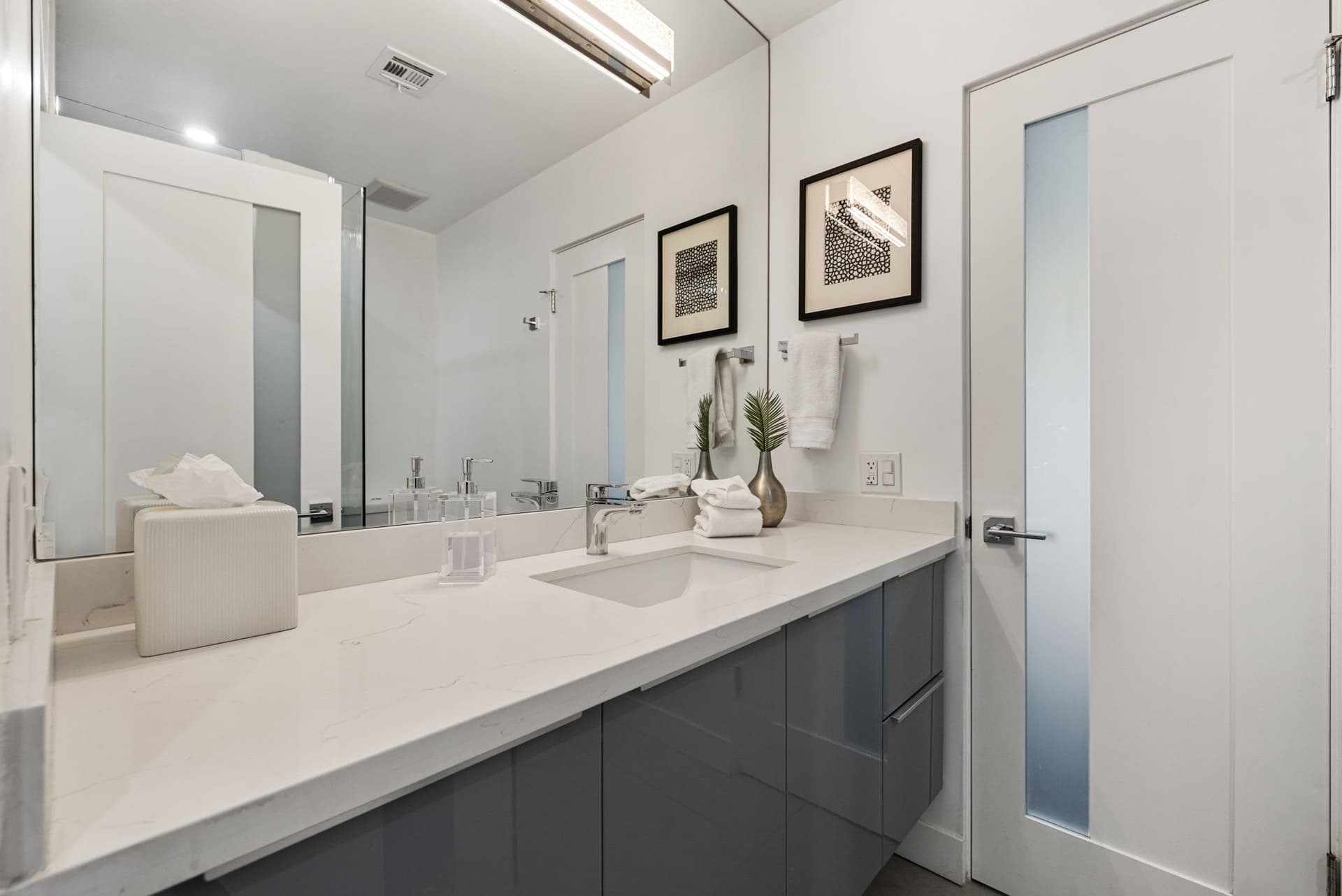 Casa del Sol in Palm Springs - Image 30