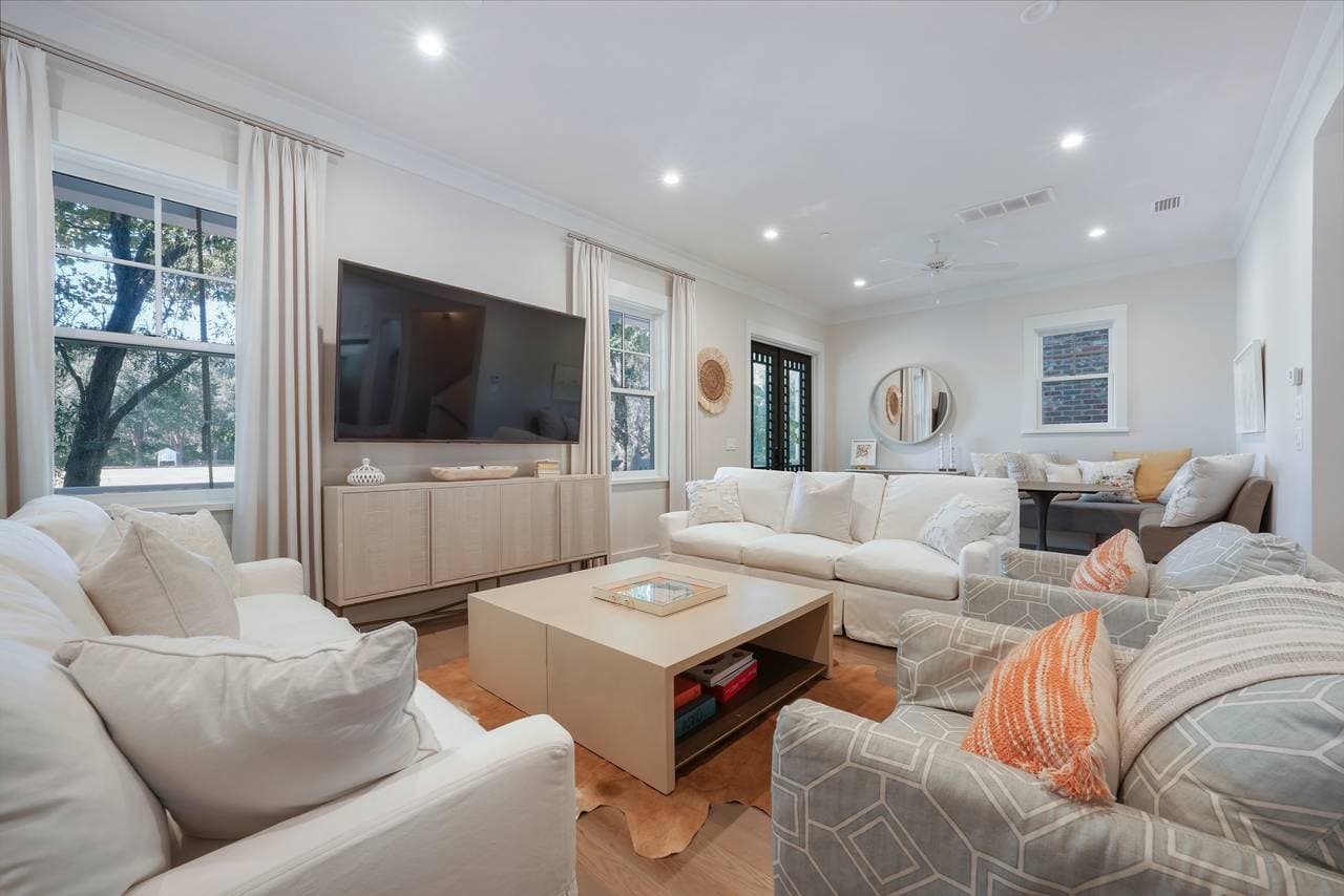 On the Lawn Villa - Image 6