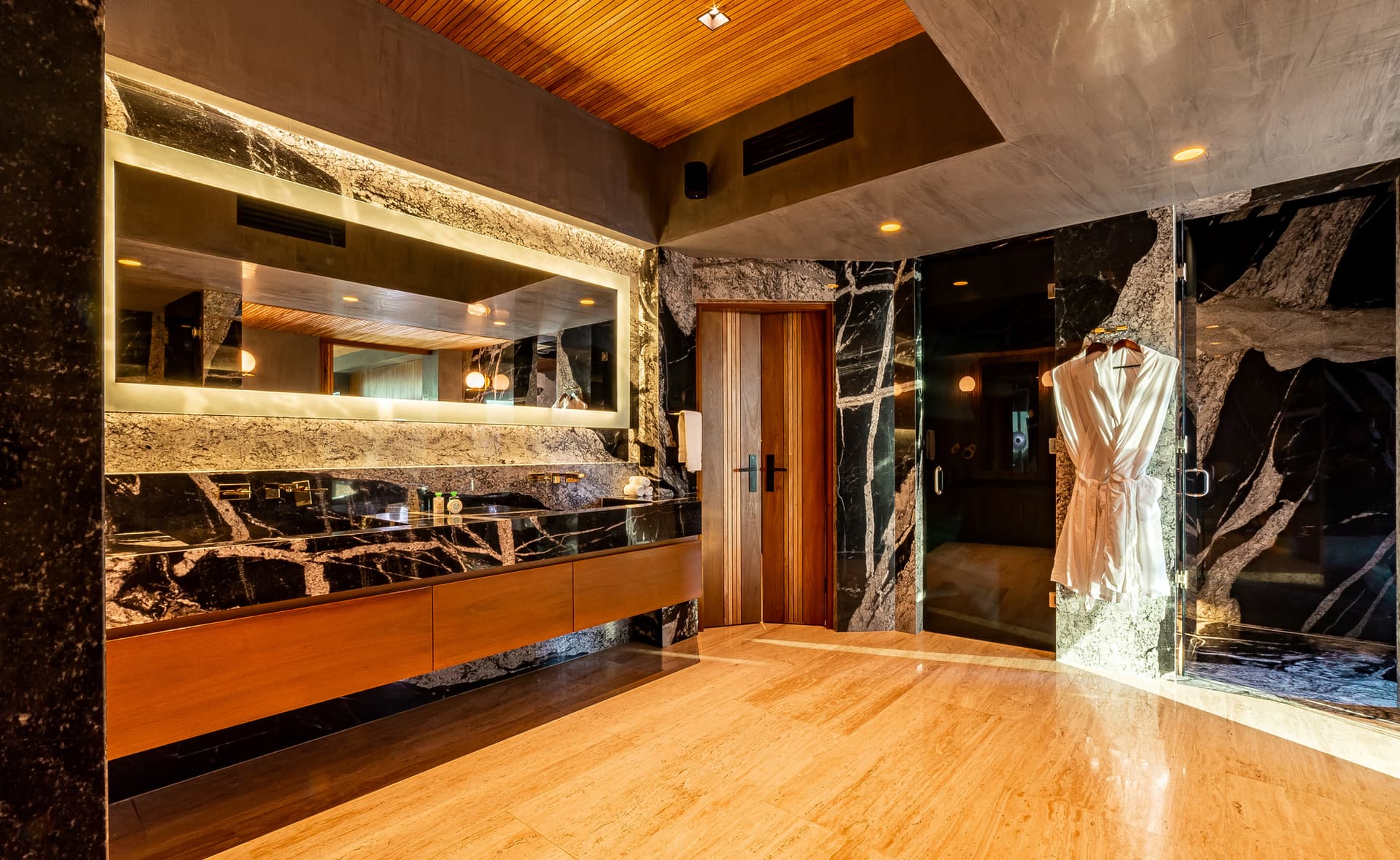 Maison De Cortes - Image 36