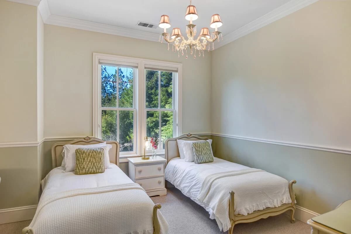 Armstrong Estate - Image 32