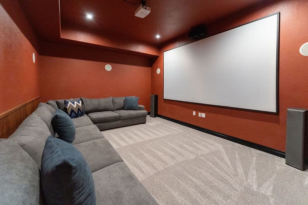 Taking in the View House - Image 4