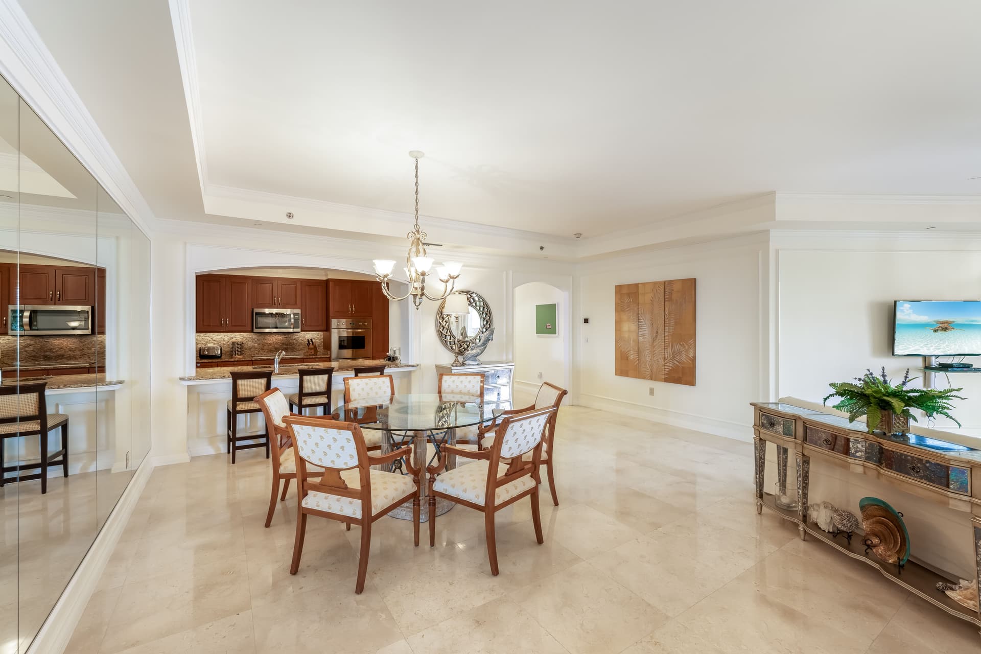 Ritz-Carlton Residence #402 - Image 5