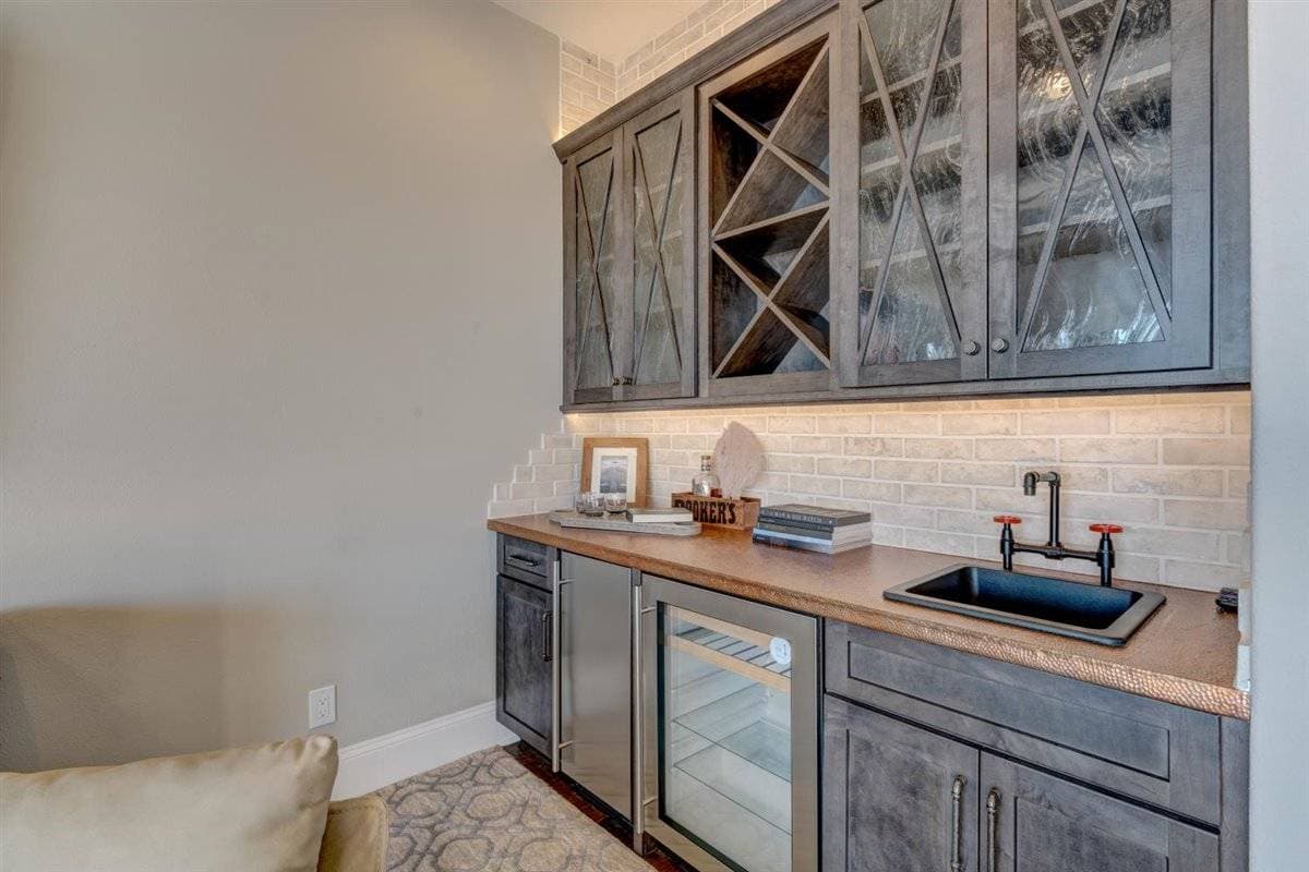 Bayside Paradise Mansion - Image 44