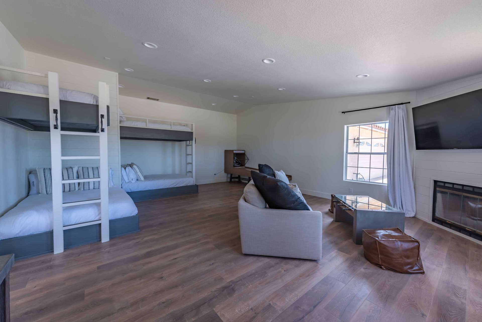 Hilltop Oasis Place - Image 34