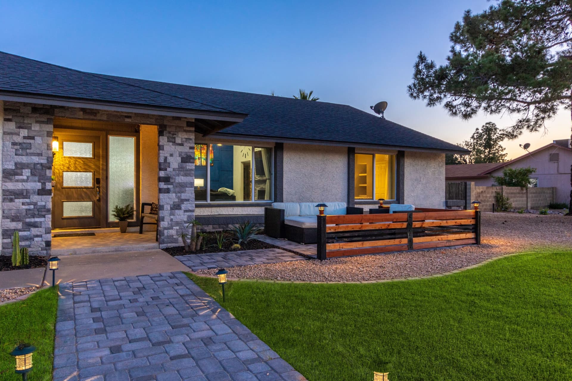 Kings Lux Escape - Image 2