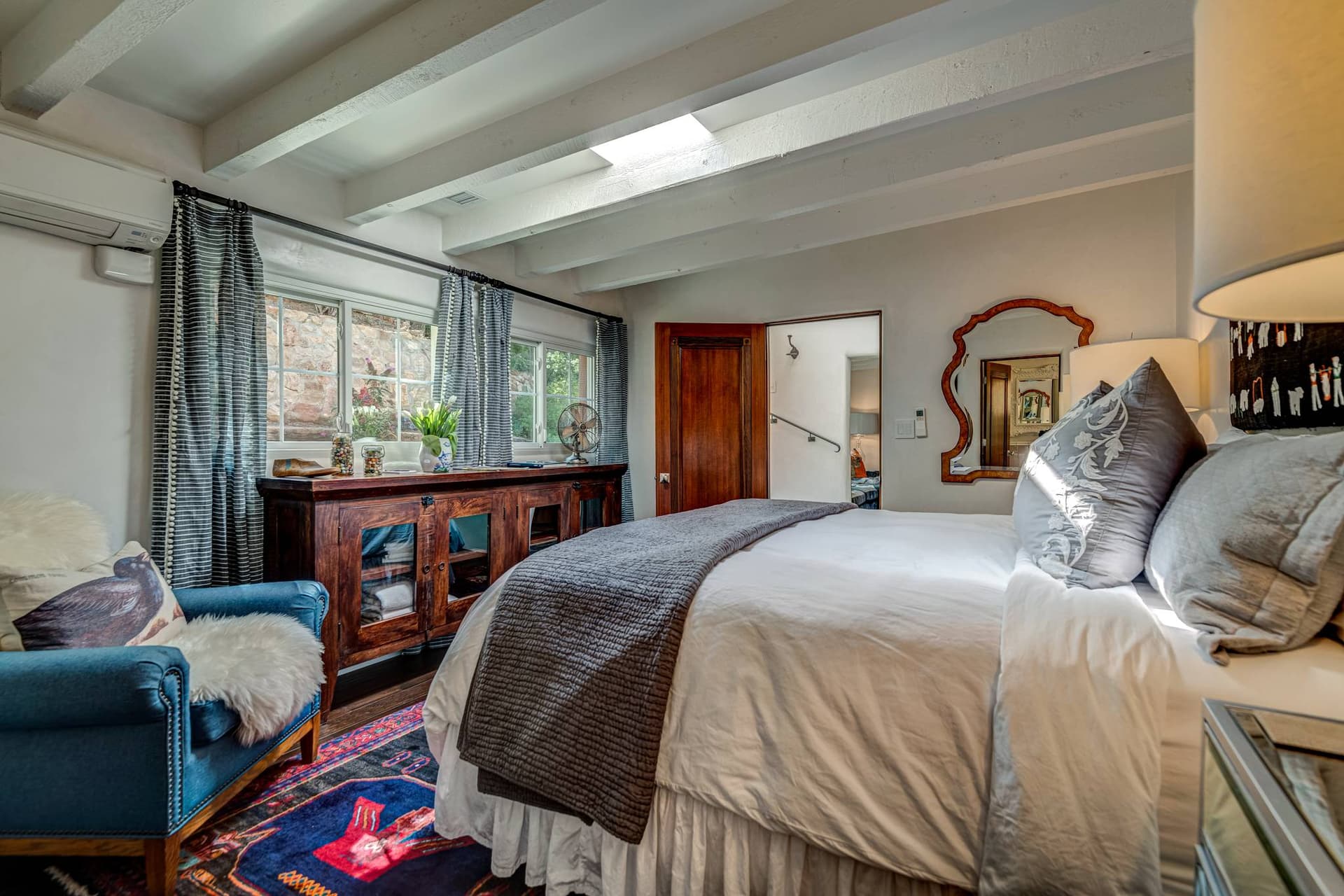 Palace Hillside - Image 25