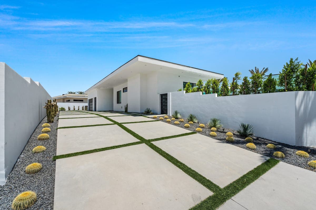 Bravo Villa #7 - Image 73