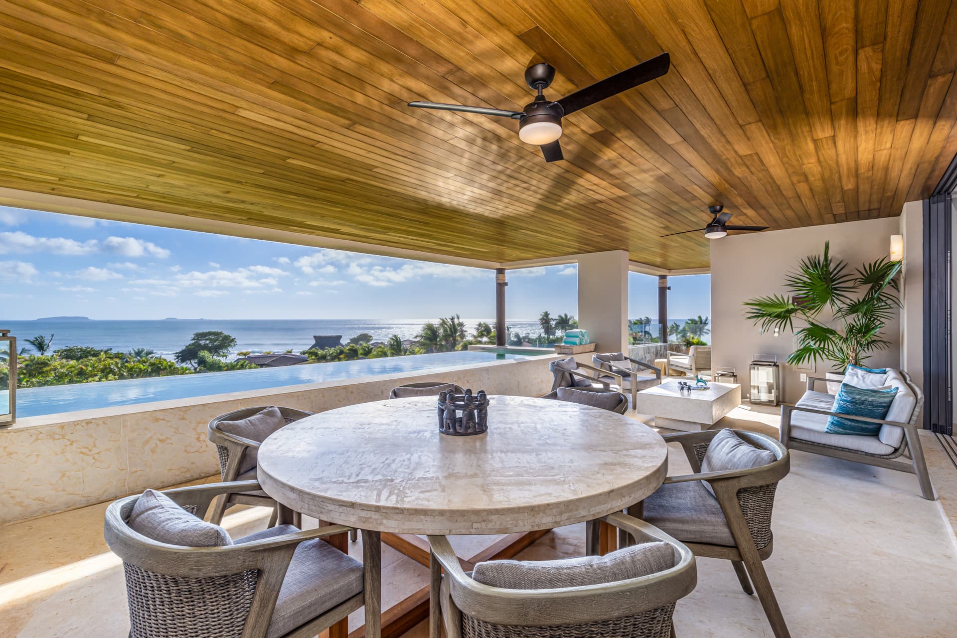 Condo Cualli Tau #121 - Image 1