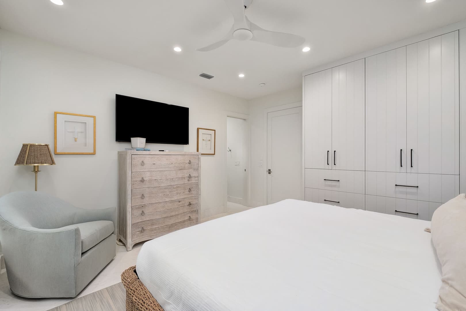 Selah at the Sea - Image 25