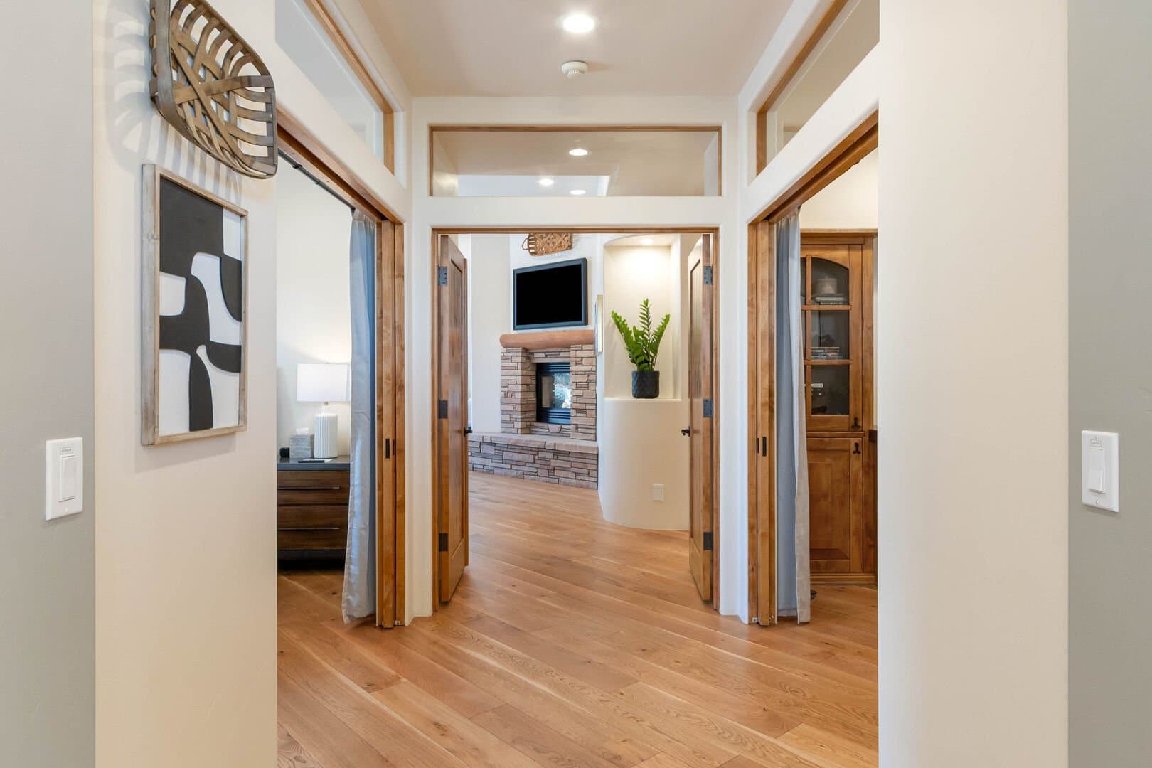 West Chateau - Image 36