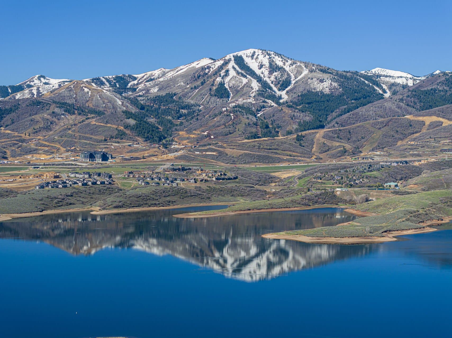 Hideout Epic View - Image 39