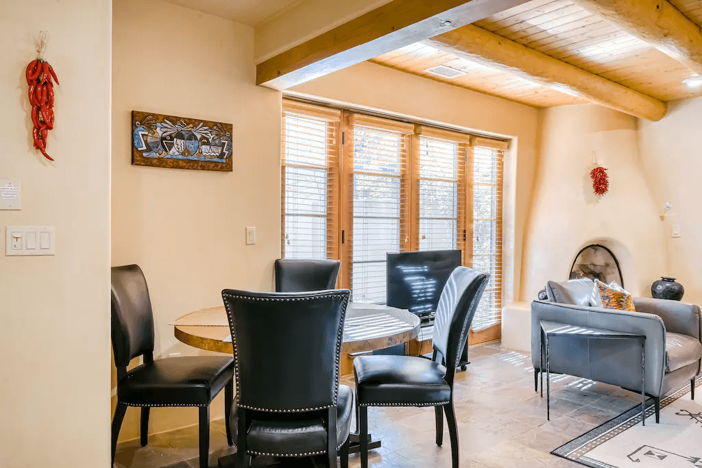 Plaza Home - Image 4