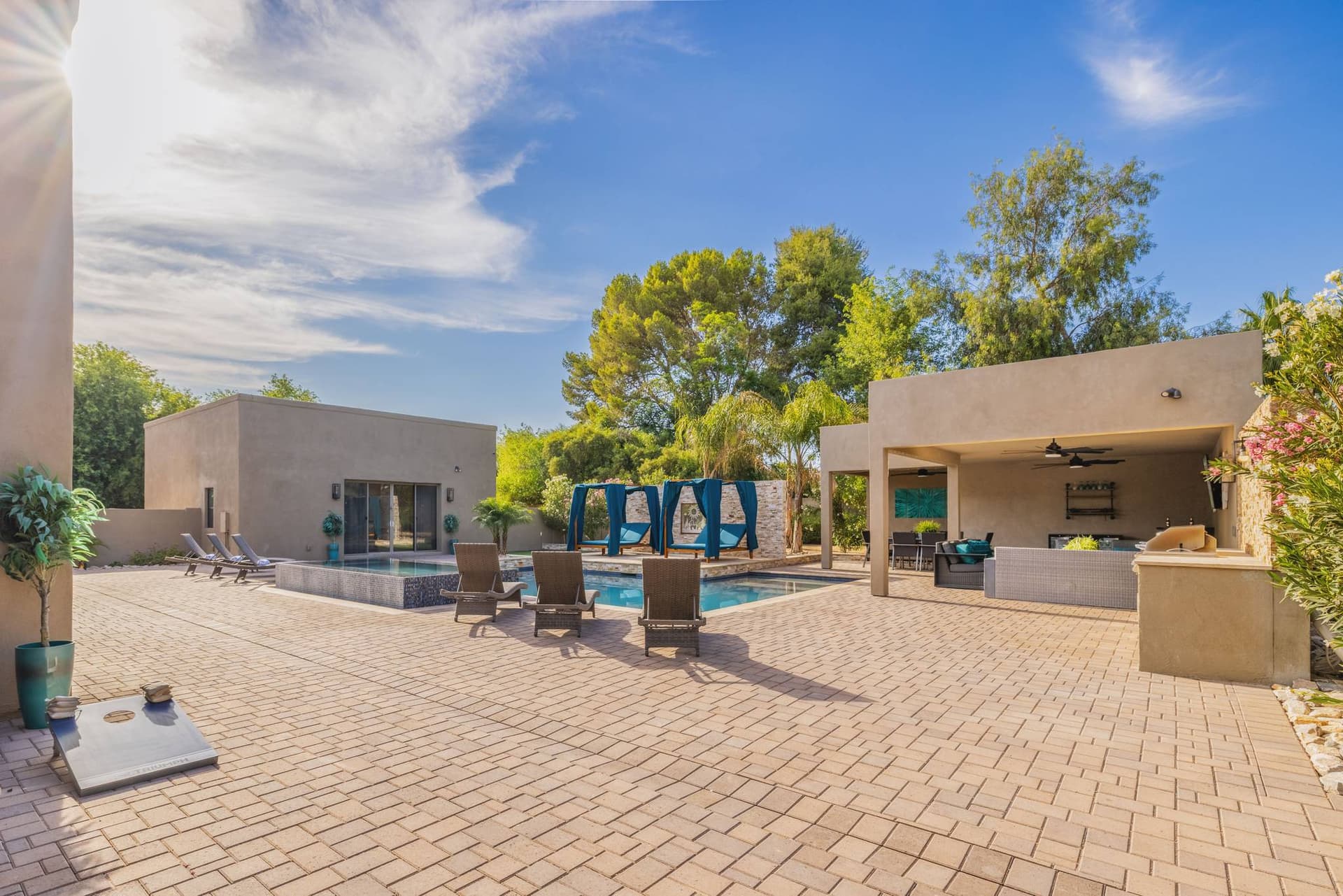 Residence on Cactus - Image 24