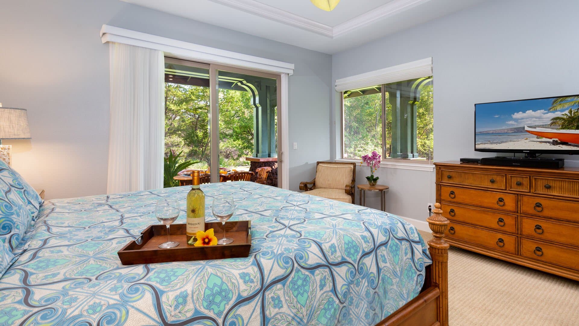 Hawaiiana Escape - Image 8