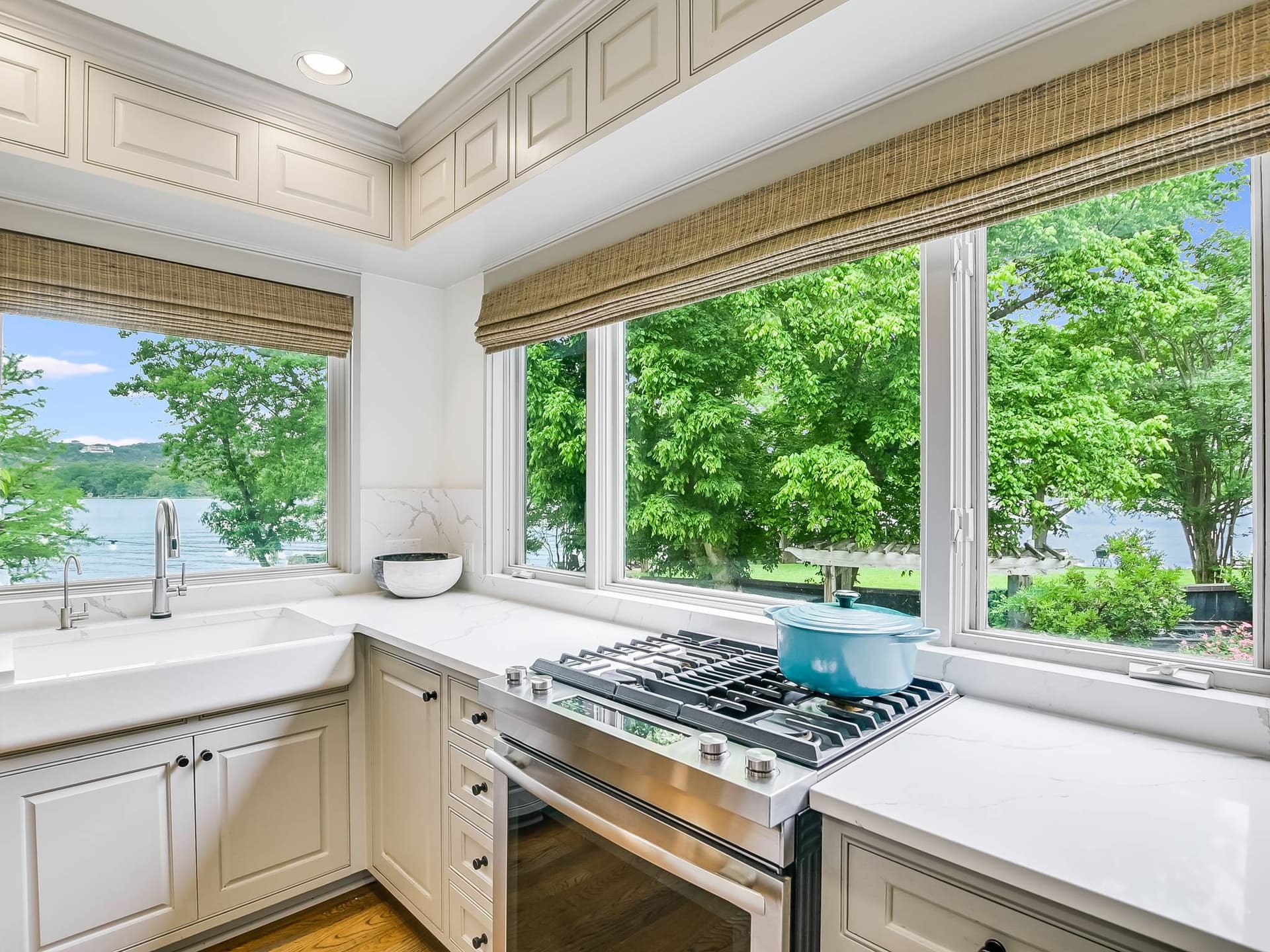 Manor on Lake Austin - Image 26