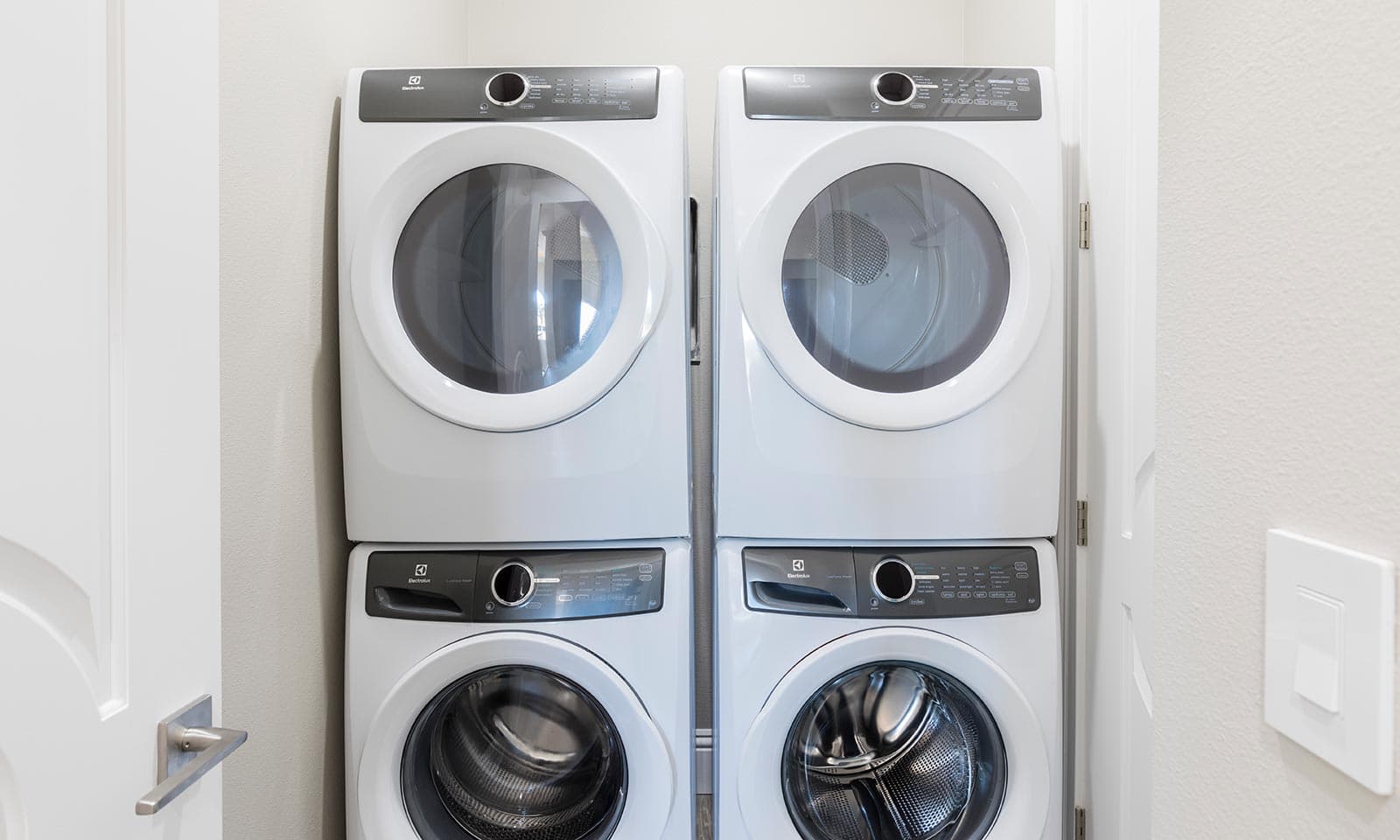 The Stunning Sanctuary - Image 51