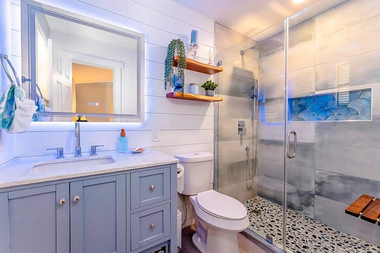 Déjà Blue - Image 19